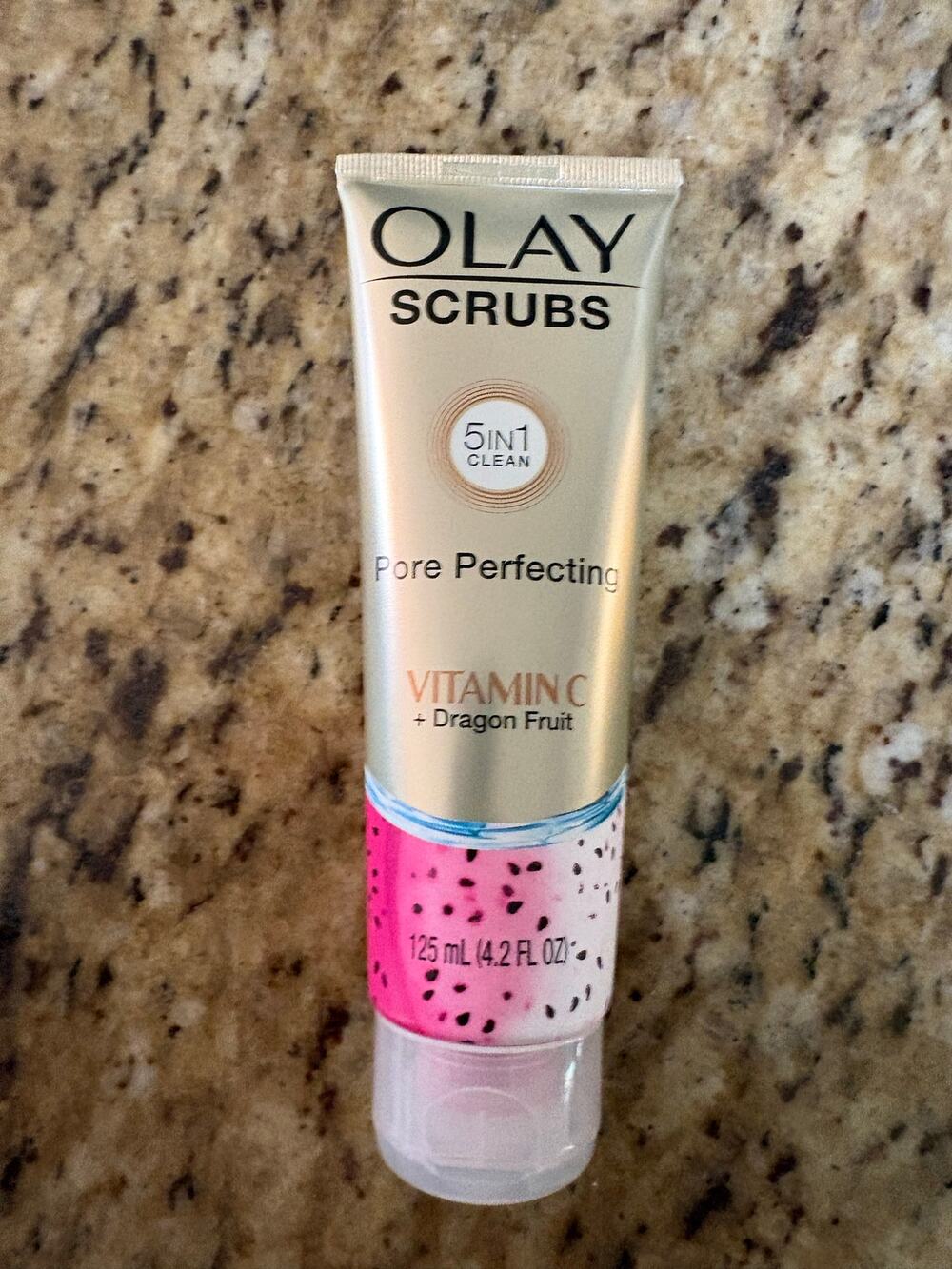 Olay Scrubs Pore Perfecting Vitamin C Dragon Fruit - 4.2 oz